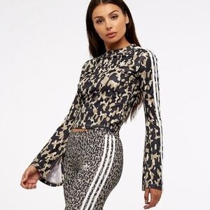 NWT‎ Adidas long bell sleeves cropped top/shirt,leoflage camo print